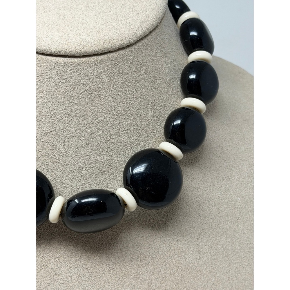 Vintage Bold Chunky Black Bead Statement Necklace Women OS Mob Wife Mod - Picture 3 of 8